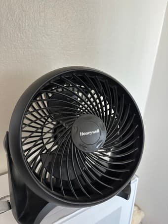 Honeywell 11” fan 1