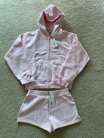 Aritzia cozy sweatfleece zip and shorts set, Pink, Brand New 1