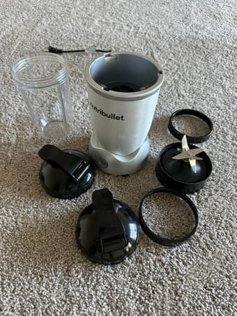 Nutribullet Pro (Great Condition) 1