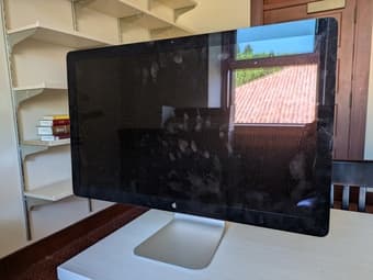 Mac 2010 External Monitor 1