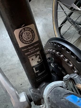 GIANT brand bike (31" high to the seat post) 2