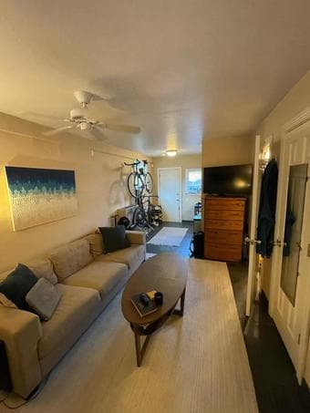 single unit apartment in Menlo Park for rent 1