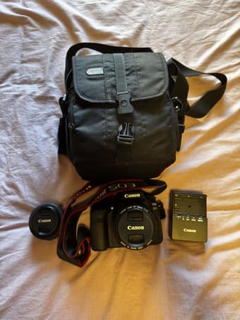 Canon 80D with 2 prime lenses 3