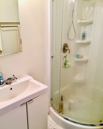 Mountain View一室一厅一卫 with Kitchen (ADU) 3