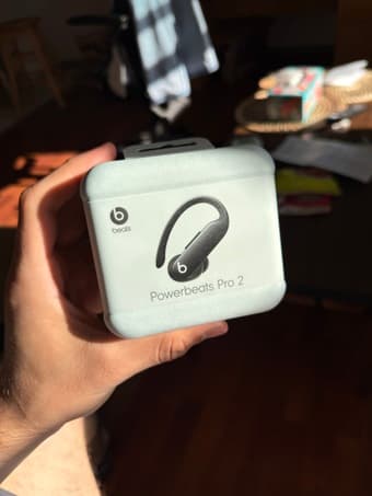 Sealed Beats Powerbeats Pro 2 1