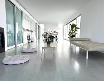 SF loft sublet from mid-August to early November 1