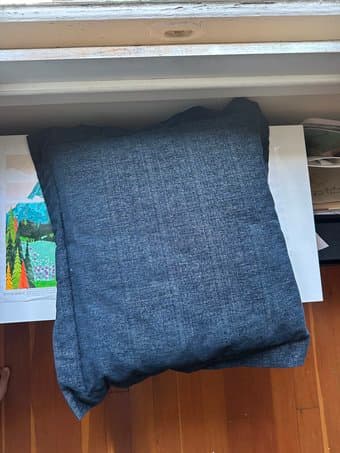 Decorative pillows 1