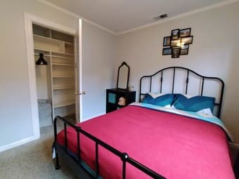 Stylish Furnished Room in Modern Home, Redwood City 2