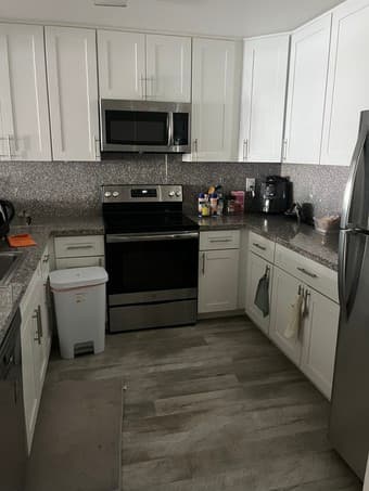 Looking for 2 Female Roommates - 1 Temporary, 1 Permanent 3