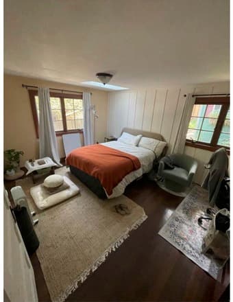 Cozy room off Alpine Road 5 minutes from Stanford, mid-July-September 1