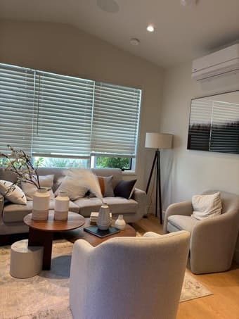 Menlo Park Luxury Fully Furnished Garden 1B1B for Rent – $4,500/month 1