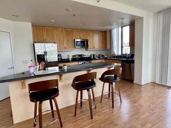 Spacious 1B1B in 2B2B apartment in Avalon Mission Bay SF from Sep 4