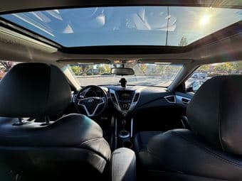 2013 Hyundai Veloster 1