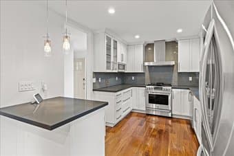 2 Rooms in Spacious Palo Alto 3bd home, 1 block from University Avenue 4