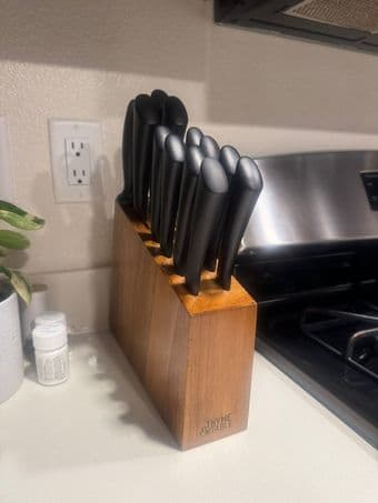 Kitchen knife set 1