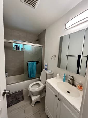 2 bed/ 1 bath in Menlo Park for September move-in date 3
