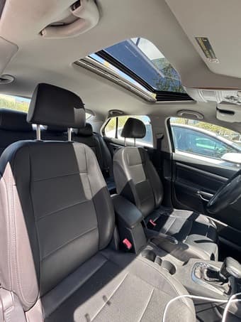 VW JETTA 2008 Wolfsburg edition, black, good condition 1