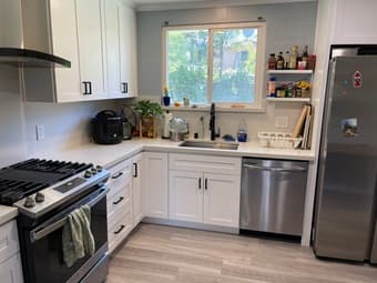 Room available in 2 bedrm house in Menlo Pk(20 min bike from campus) 2