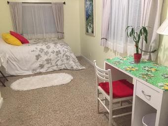 Very nice, spacious, fully furnished room available in Palo Alto 2