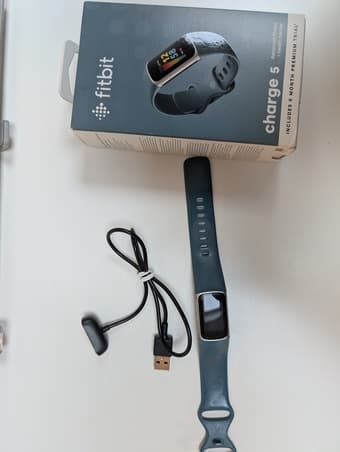 Fitbit charge 5 with box and charger and spare strap included 1