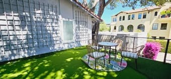 2 Rooms in Beautiful Downtown PA Home (1 block from Uni Ave) 1