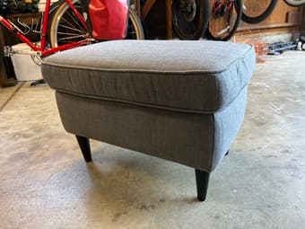 Ikea STRANDMON ottoman 1