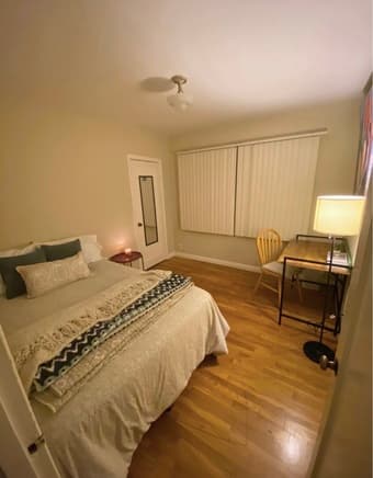 Room for Rent in 3bd/1.5ba in Mountain View starting 8/24 1