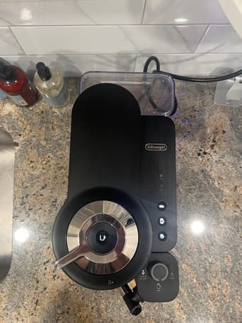 Nespresso Vertuo Lattissima 2