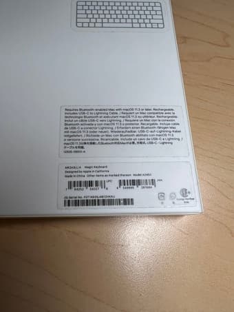 NEW Apple Magic Keyboard (open box) 2