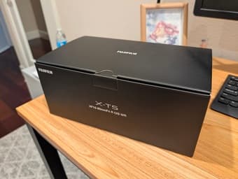 **Brand New** Fujifilm 16-80 F4 OIS WR Lens 1