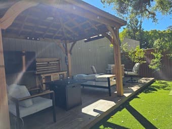 1 Room in Beautiful Downtown Palo Alto Home (1 block from Uni Ave) 2