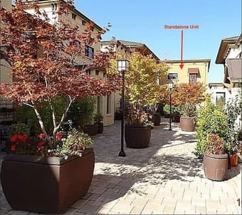 One Bedroom with Convenient Home Office. Move in October 1, 2025 4