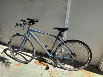 Bike for sale - Giant Escape 3 Medium Sized 1
