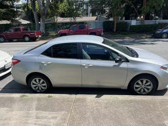 RENT：2014 Toyota corola LE--90k miles 2