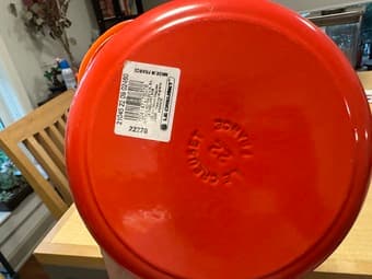 Le Creuset Round Oven 3