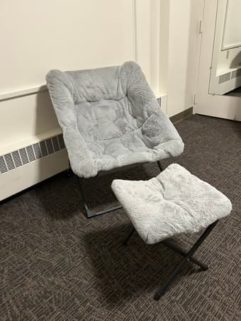 Square Folding Saucer Chair with Footrest 1