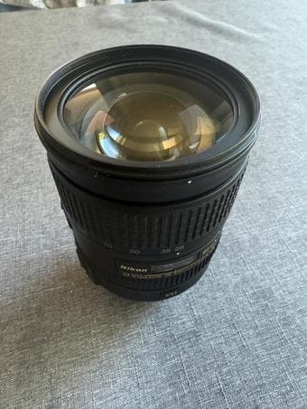 Nikon 28-300 lens 1