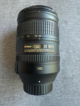 Nikon 28-300 lens 2