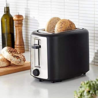 Toaster - Extra Wide for Bagels and Defrost Setting 1