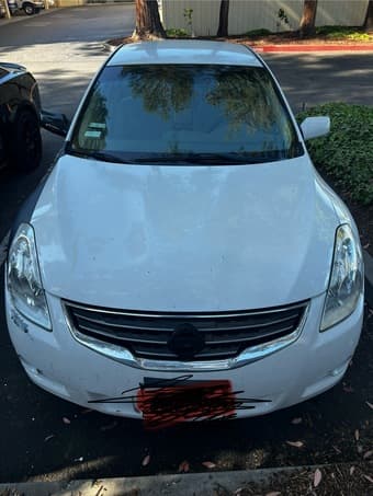 Nissan Altima (S2.5, 2012 model) 2