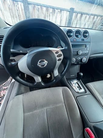 Nissan Altima (S2.5, 2012 model) 3