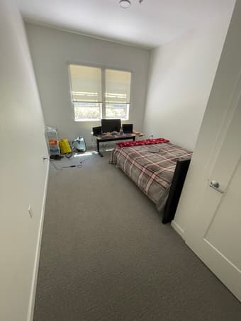 Modern, furnished 1 bd/ba, <10 min bike from campus (in-unit wash&dry) 3