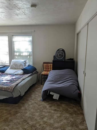 2-4 Month Large Room Rental in The Willows Neighborhood - Menlo Park 4
