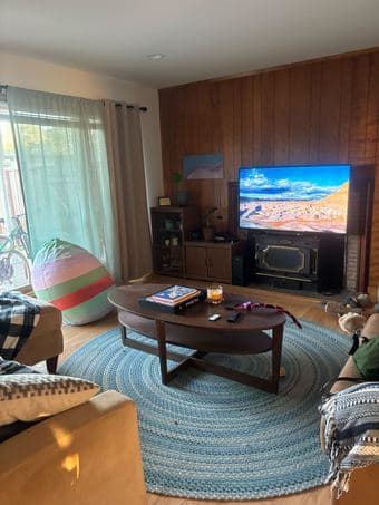 Room for rent in cozy Palo Alto house 2