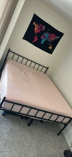 Queen size bed cover with pillow cover 1