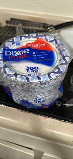 Disposable cups, glasses, plates 2