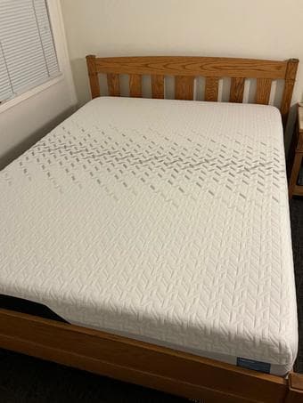 Memory Foam Queen Mattress 1
