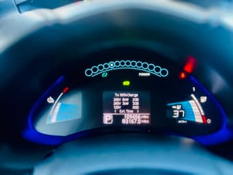 Nissan Leaf 2014 electric car 4