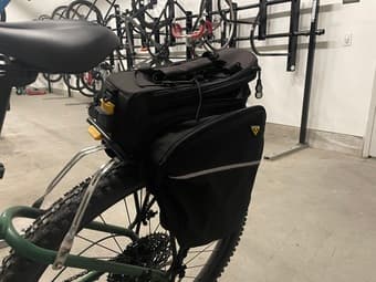Bike bag with panniers and pedals for sale 2