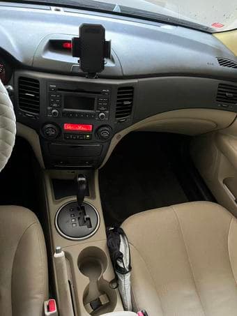 Moving Sale! Kia Optima 2009 in good condition 4